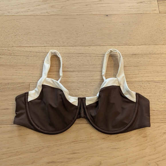 NWT Abercrombie & Fitch Wide Strap Underwire Bikini Top in Cocoa Adjustable - Picture 4 of 9